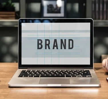 Kreiram profesionalne komercijalne branding videozapise!